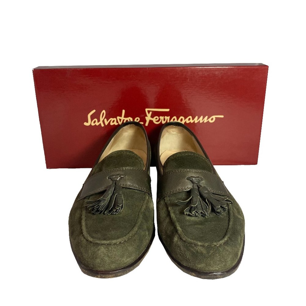 Salvatore Ferragamo Army green Loafers with tassel Size 6B